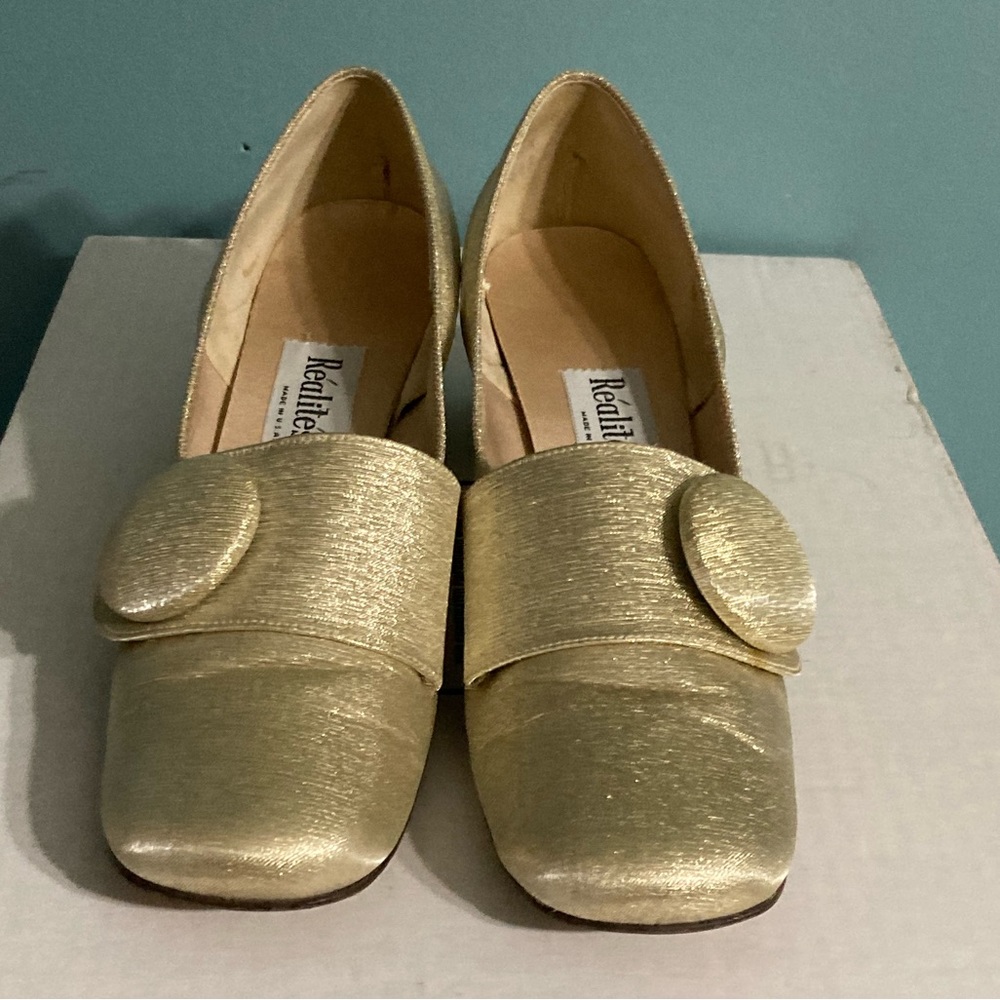 Realites Vintage Gold 60's Sparkle Button Trim Block Heel Shoes sz 8.5A